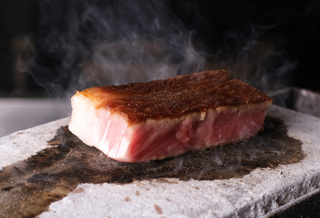 【Restaurant】6/1～ コースを彩る至福の一皿、近江牛ステーキにアップグレード